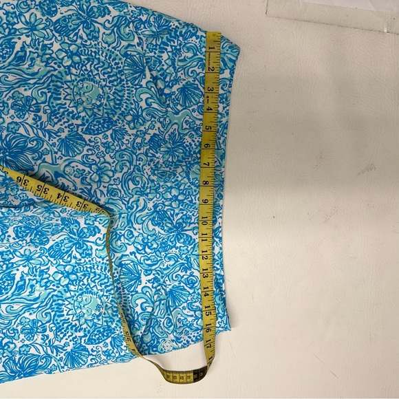 Lilly Pulitzer luxletic nakia Women's Blue Patterned Shorts size 12 - Picture 5 of 13